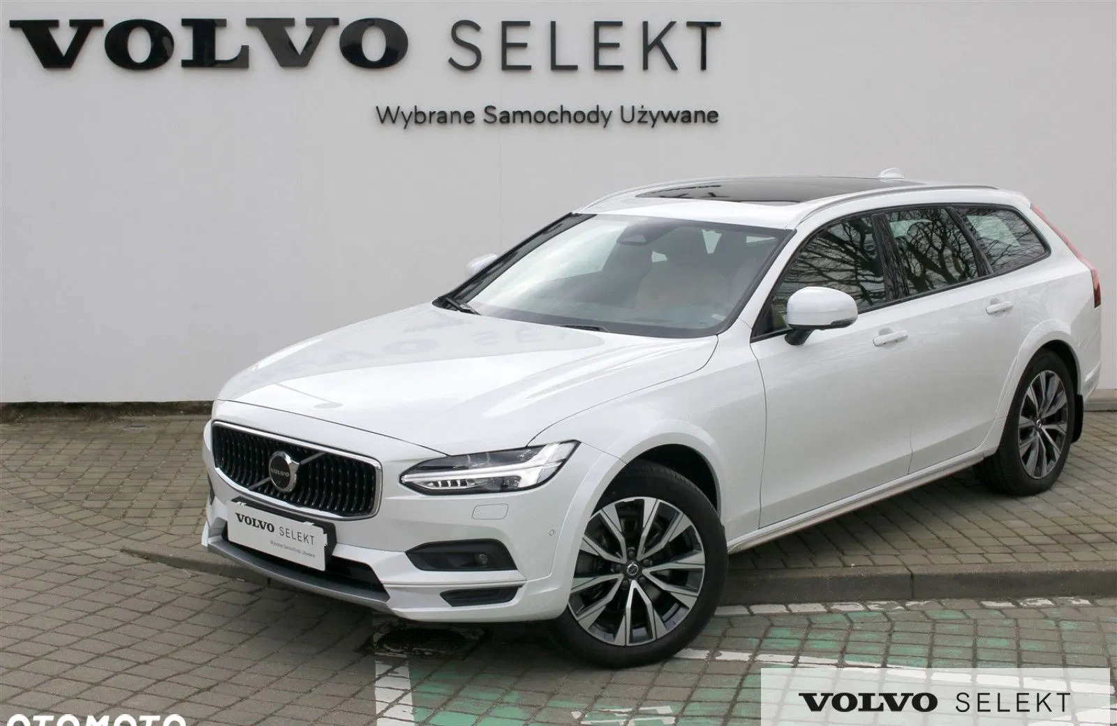 pomorskie Volvo V90 Cross Country cena 325000 przebieg: 14000, rok produkcji 2023 z Tychy